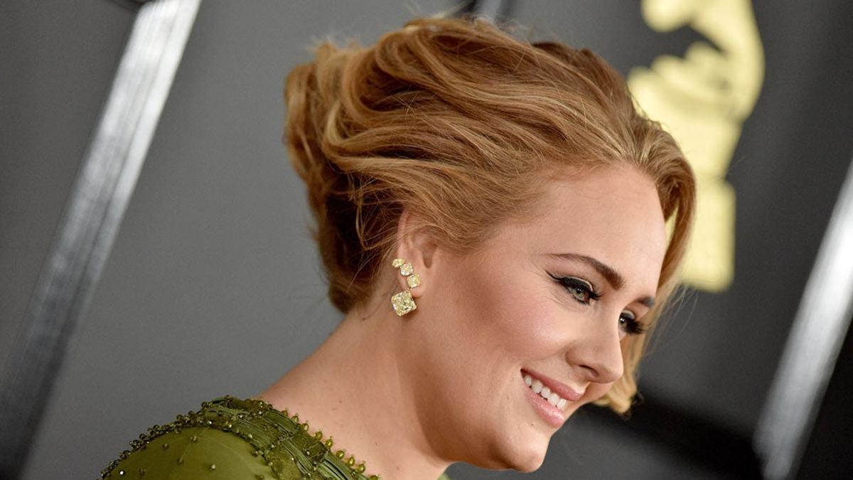 Adele celebra sus 30 años con un fiestón temático de Titanic