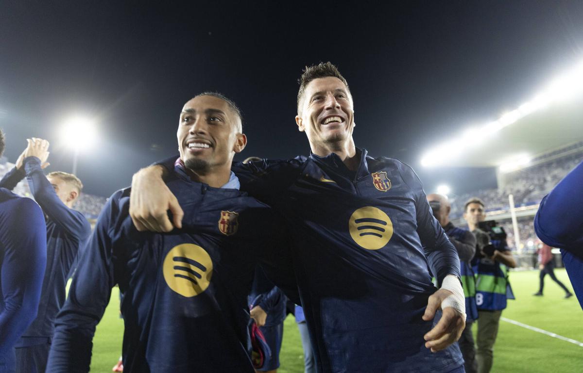 Raphinha y Lewandowski