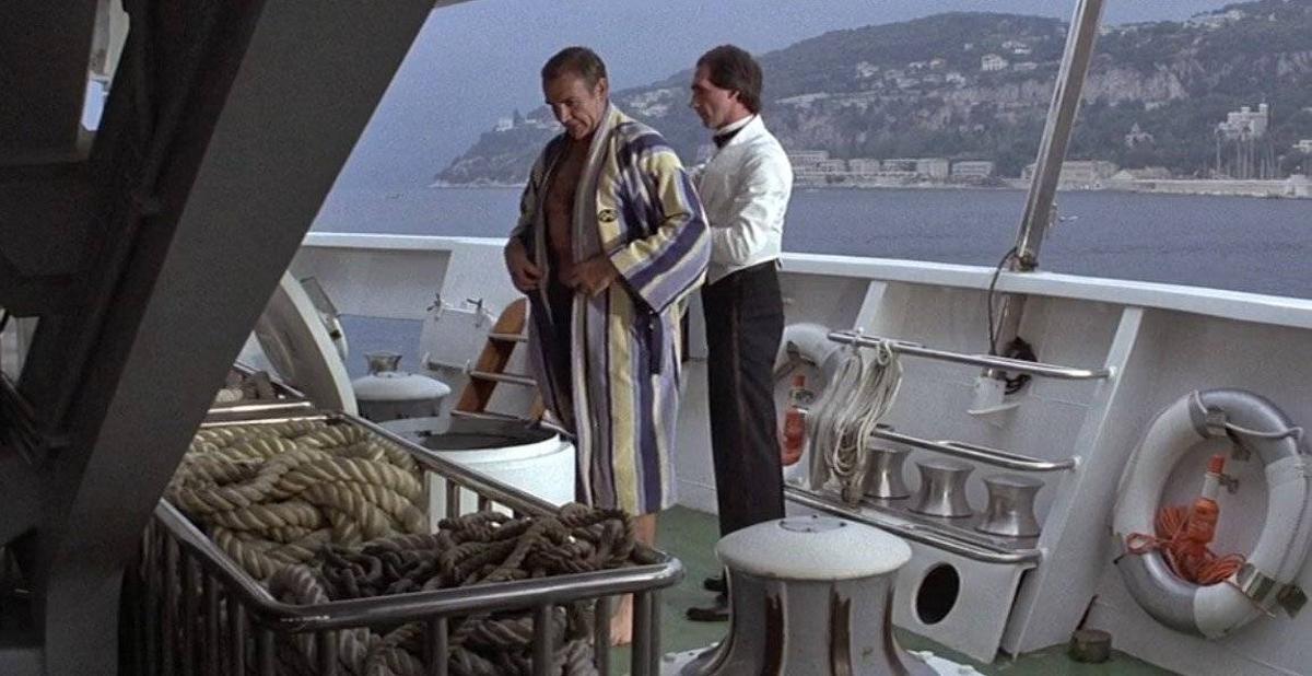 El yate, en una película de James Bond