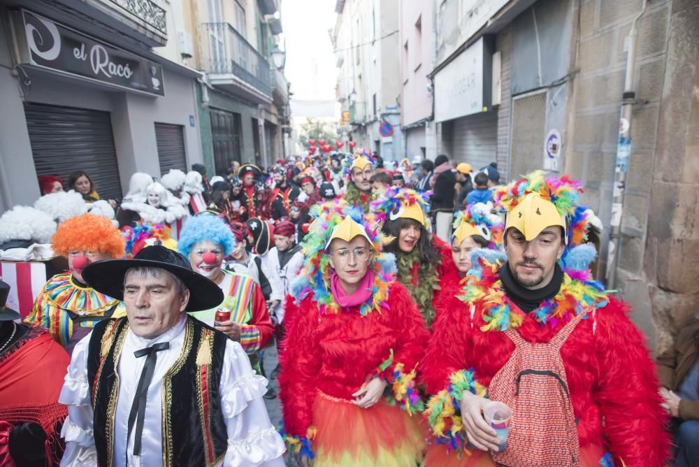 Set mil persones desborden els carrers de Sallent en un Carnaval multitudinari