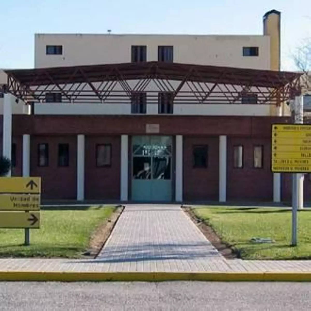 Denuncian una nueva "agresión salvaje" a una funcionaria de prisiones: esta vez, en el psiquiátrico penitenciario de Sevilla