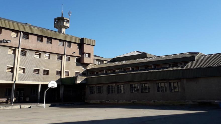 El centre penitenciari Quatre Camins vist des de l&#039;interior d&#039;un dels patis |