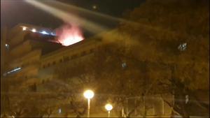 Incendio sin heridos en un ático del barrio del Poblenou de Barcelona