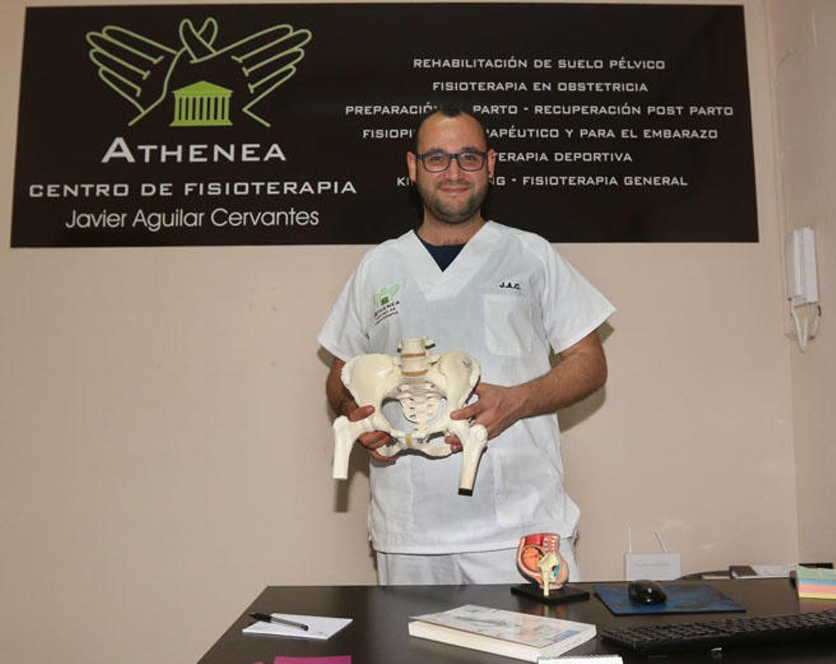 Javier Aguilar está al frente del centro Athenea.