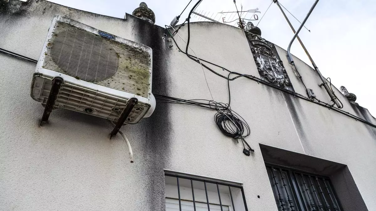 El puesto de la Guardia Civil de Alcuéscar, desalojado por riesgo de derrumbe