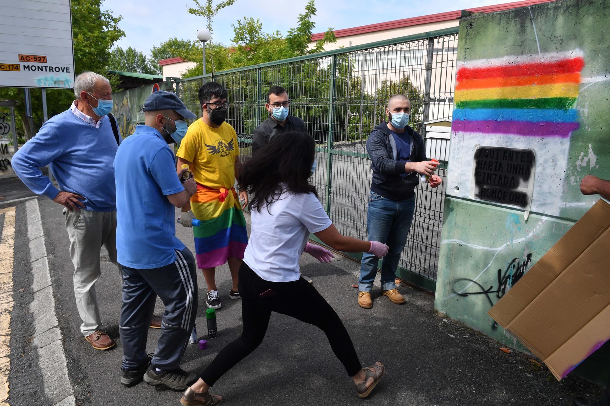 Limpieza de mensajes LGBTófobos en Oleiros
