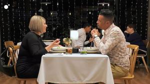 First Dates: este chico quiere una reina capaz de cagar en una bolsa de plástico