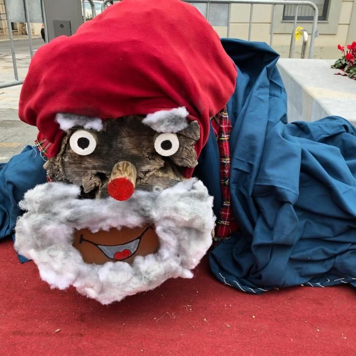 Encesa dels llums de Nadal als carrers i places de