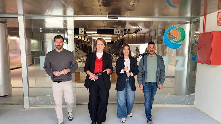 La plaza de abastos de Salceda reabre tras un  mes en obras