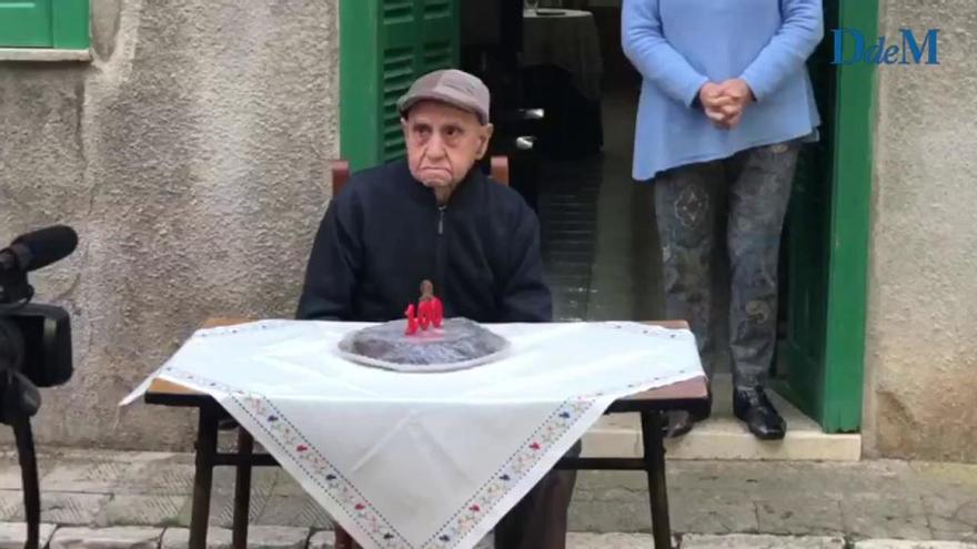 Rafel Juan Juan celebra 100 años en plena cuarentena por el coronavirus