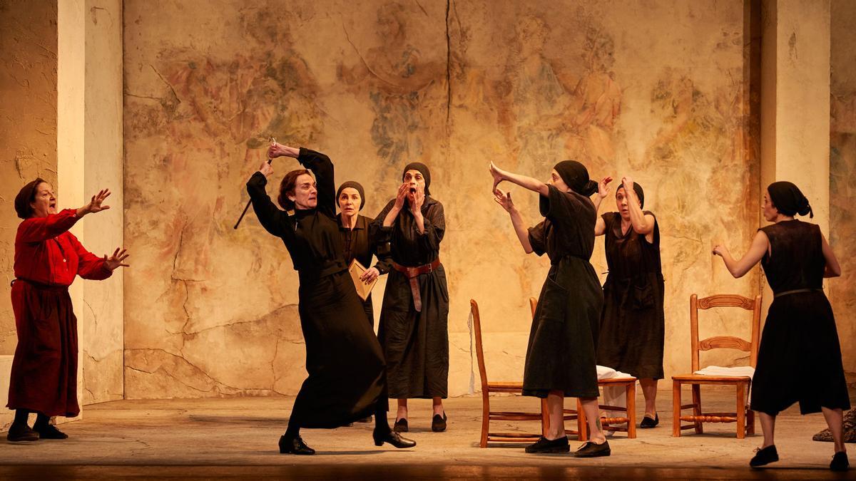 'La casa de Bernarda Alba', dirección Carlos Plaza