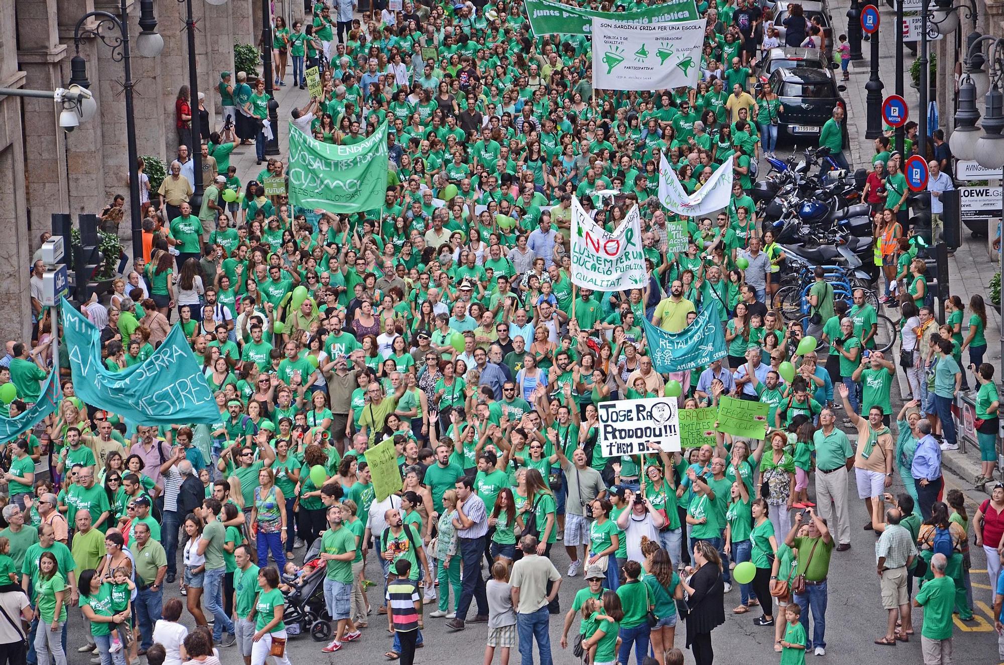 FOTOS | Se cumplen 10 años de la gran manifestcación contra el TIL en Palma