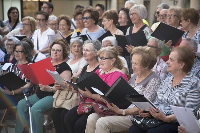 Arribada de la Flama del Canigó a Manresa