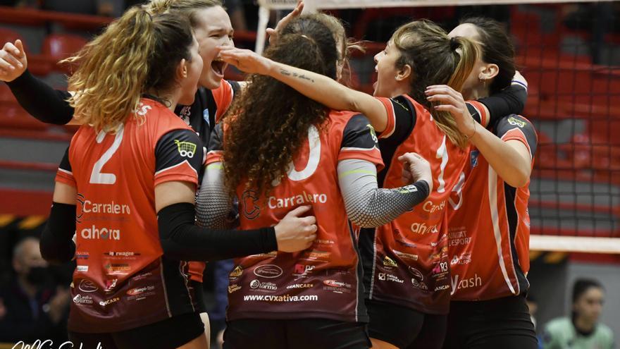 El Familycash Xàtiva voleibol femenino cede por un ajustado 2-3 ante el Leleman Valencia