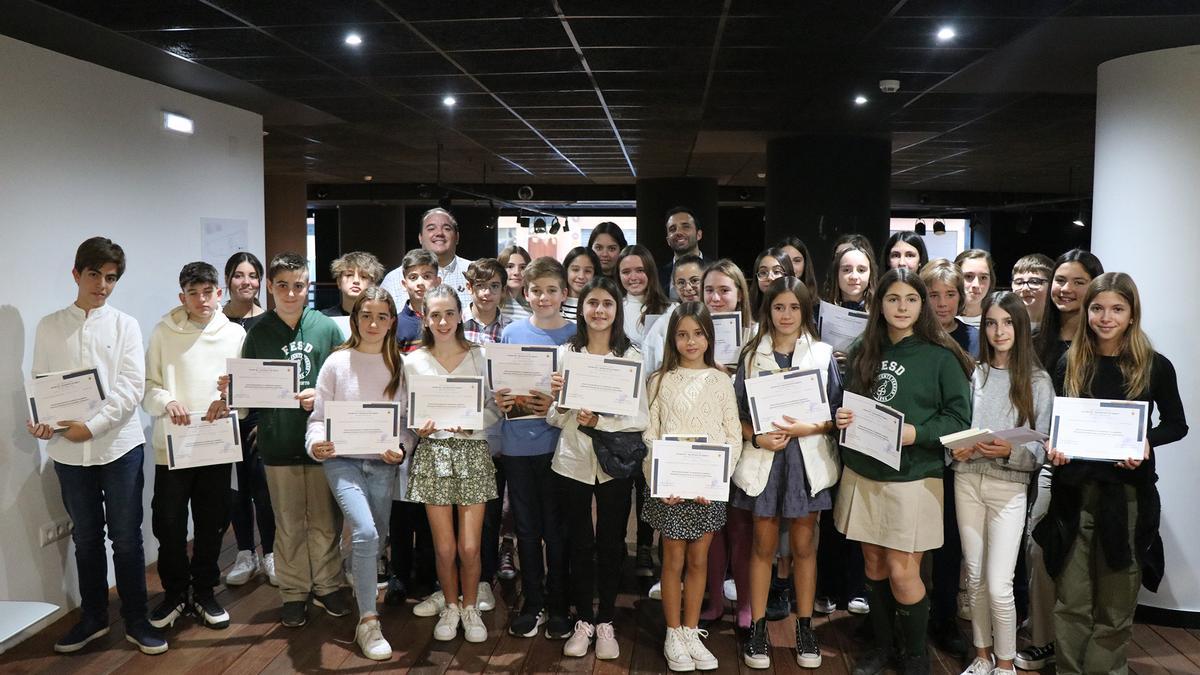 Alumnos de Sexto de Primaria rcon mejores notas