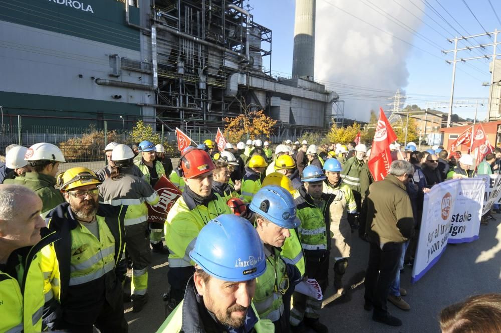 Protestas de los trabajadores de Lada por el futuro de la térmica