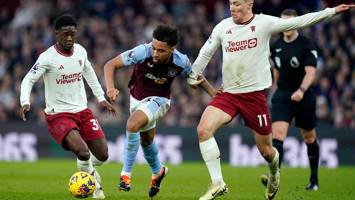 Boubacar Kamara durante el partido ante el Manchester United