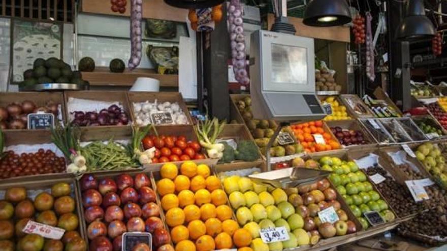 Els catalans consumeixen cada vegada més fruita i verdura.