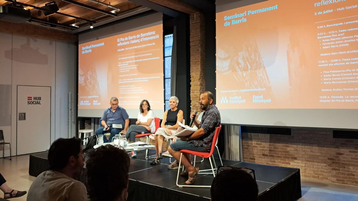Segunda mesa redonda del seminario sobre el Pla de Barris de Barcelona del Institut Metròpoli