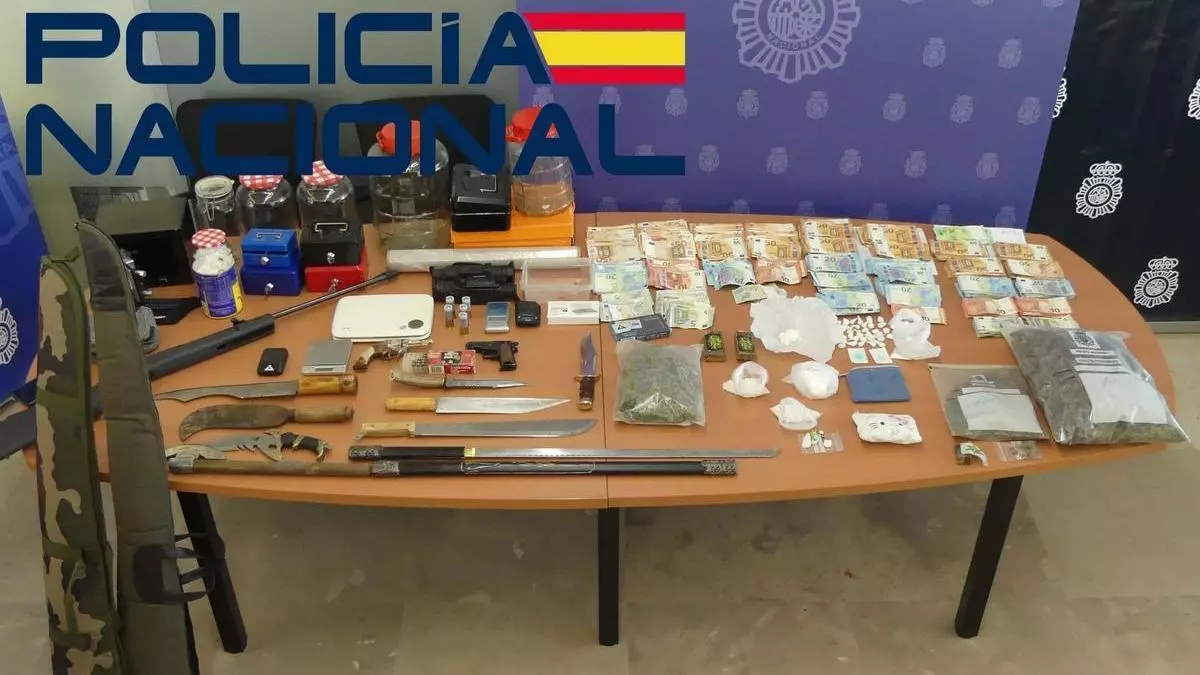 Cae en Plasencia una red de tráfico de drogas: 14 detenidos, entre ellos dos menores de edad