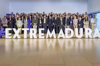 VIDEO | Guardiola presenta su lista a la Asamblea de Extremadura