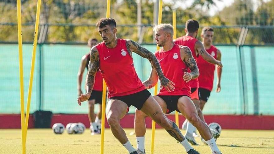 Antonio Sánchez y Pablo Maffeo, juntos  en un entrenamiento en Son Bibiloni.