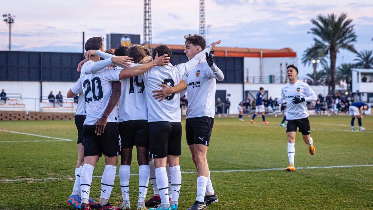 El equipo tiene la ilusión de ser el mejor juvenil de toda España