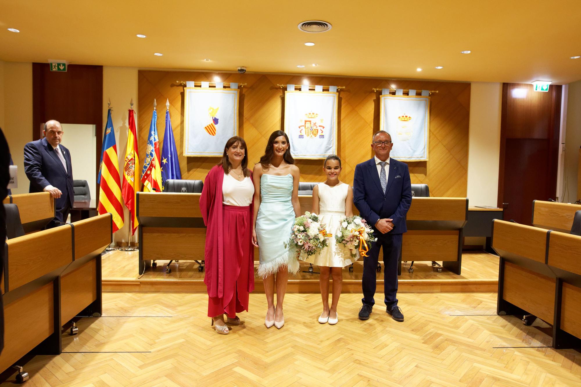 Galería de fotos de la elección de Laia Molina y Anna Solà como reinas falleras de Burriana 2024