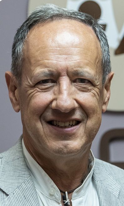 Javier Álvarez, miembro del comité de vacunas.