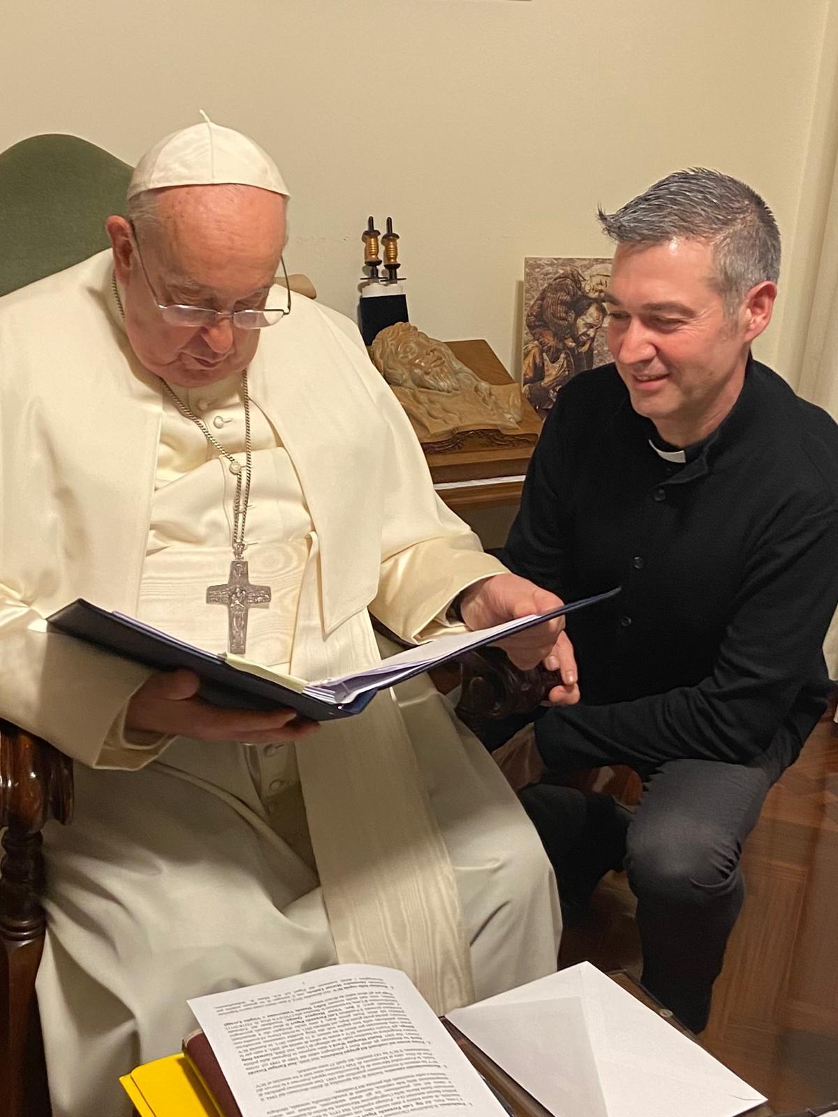 Jordi Bertomeu con el papa Francsico.