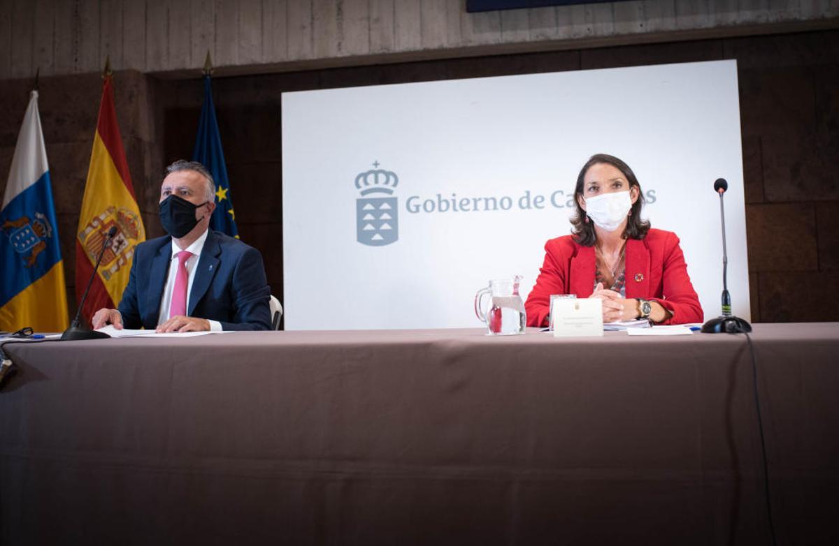 Encuentro de Ángel Víctor Torres con la ministra R