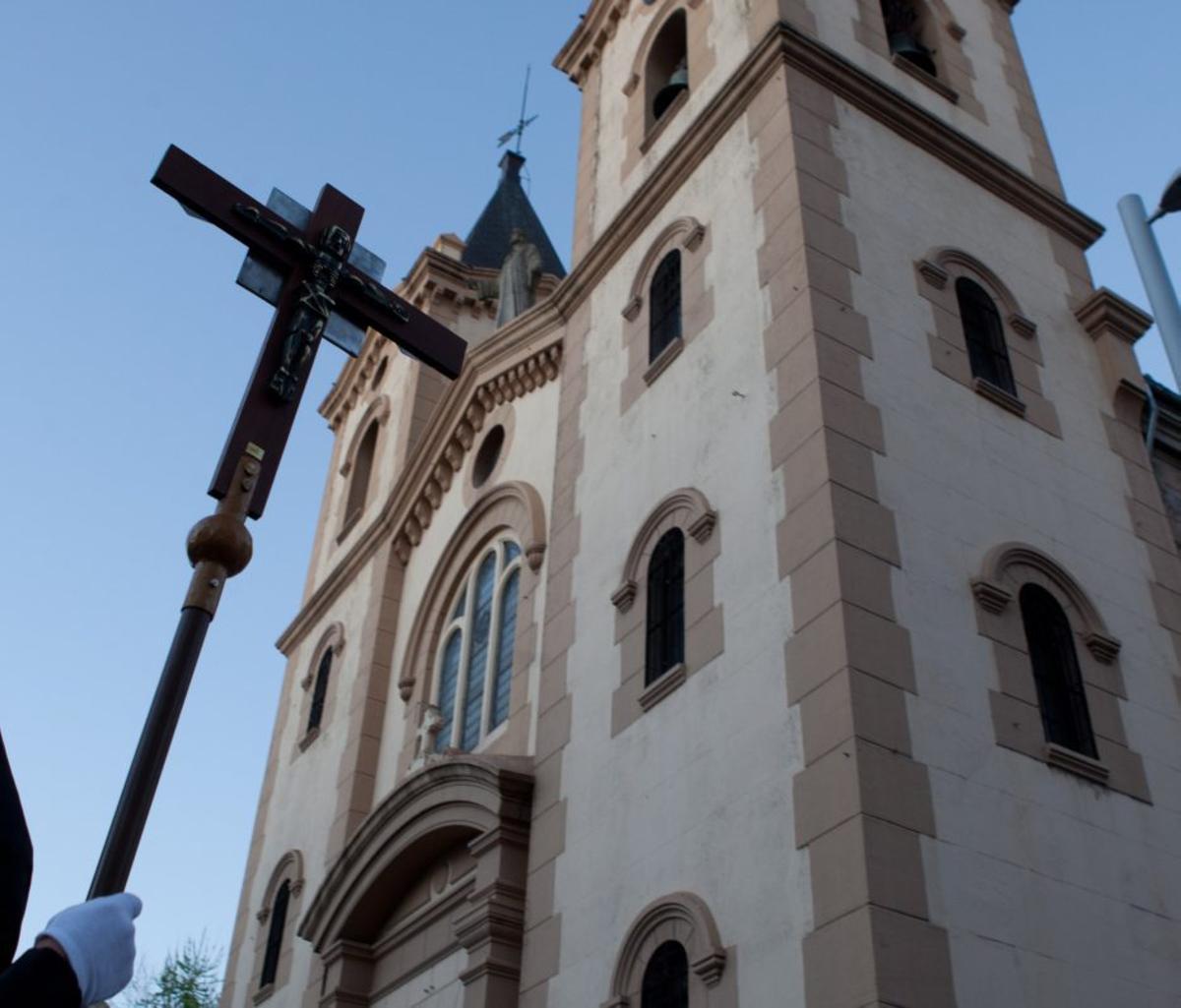 Una de las cruces de Coomonte para la Tercera Caída. | EMILIO FRAILE