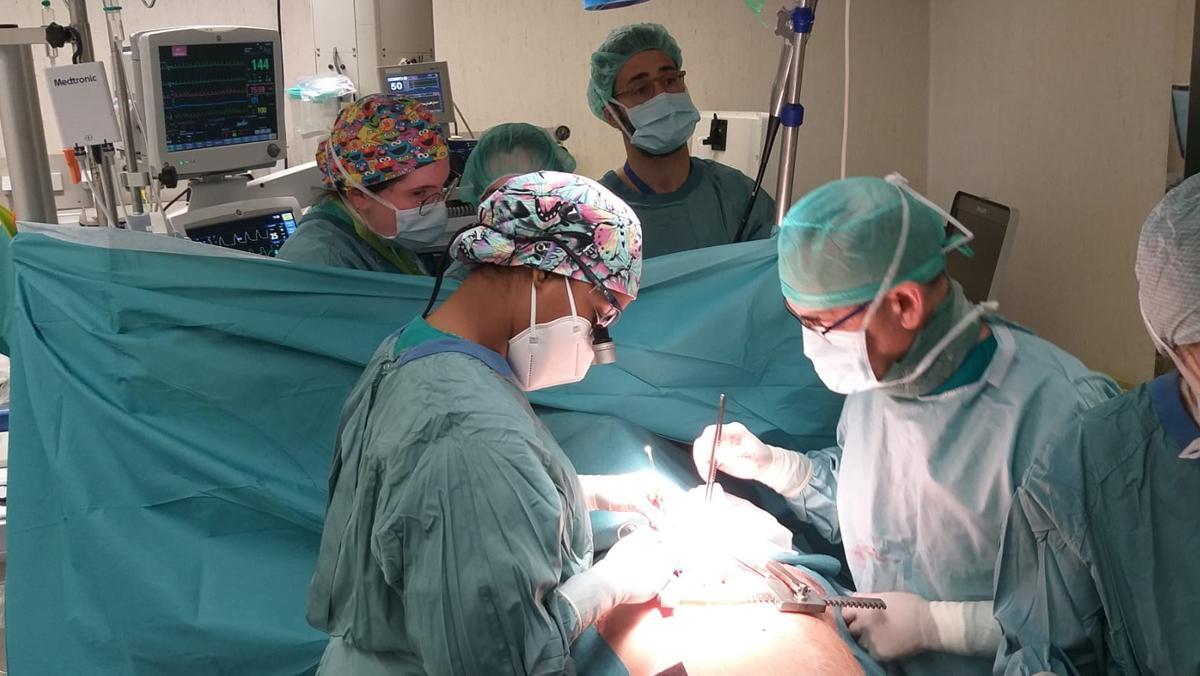 Intervenció de cirurgia cardíaca a lHospital Germans Trias