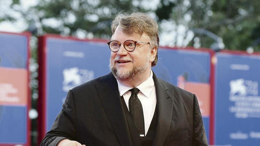 Del Toro, ayer en Venecia. // Efe