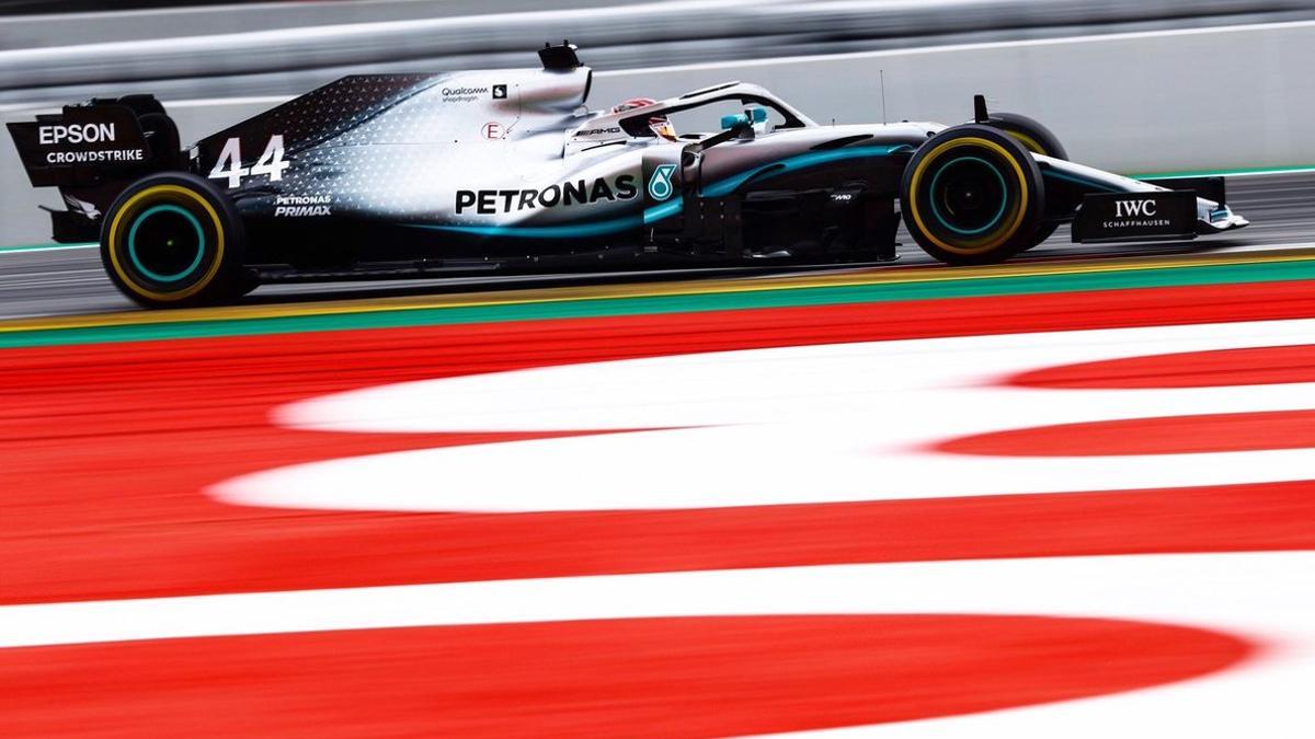 Hamilton lidera el Mundial tras la carrera de Barcelona