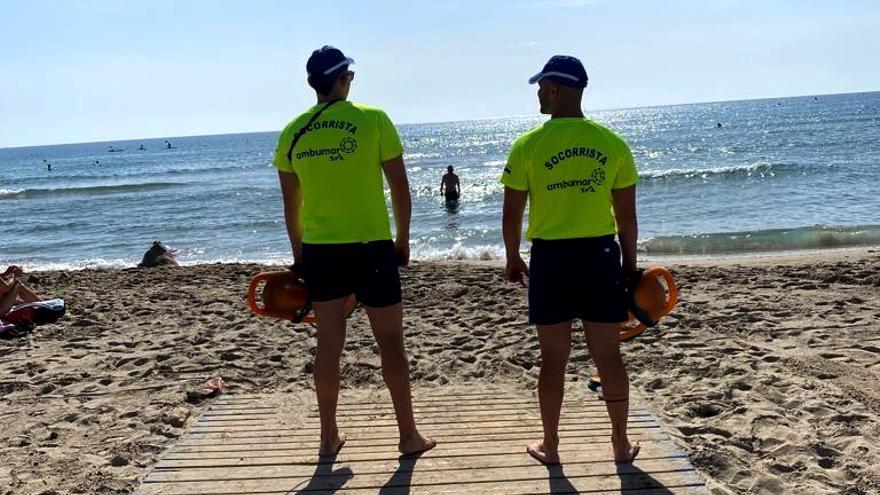 Orihuela inicia el servicio de salvamento en sus 11 playas con 22 socorristas