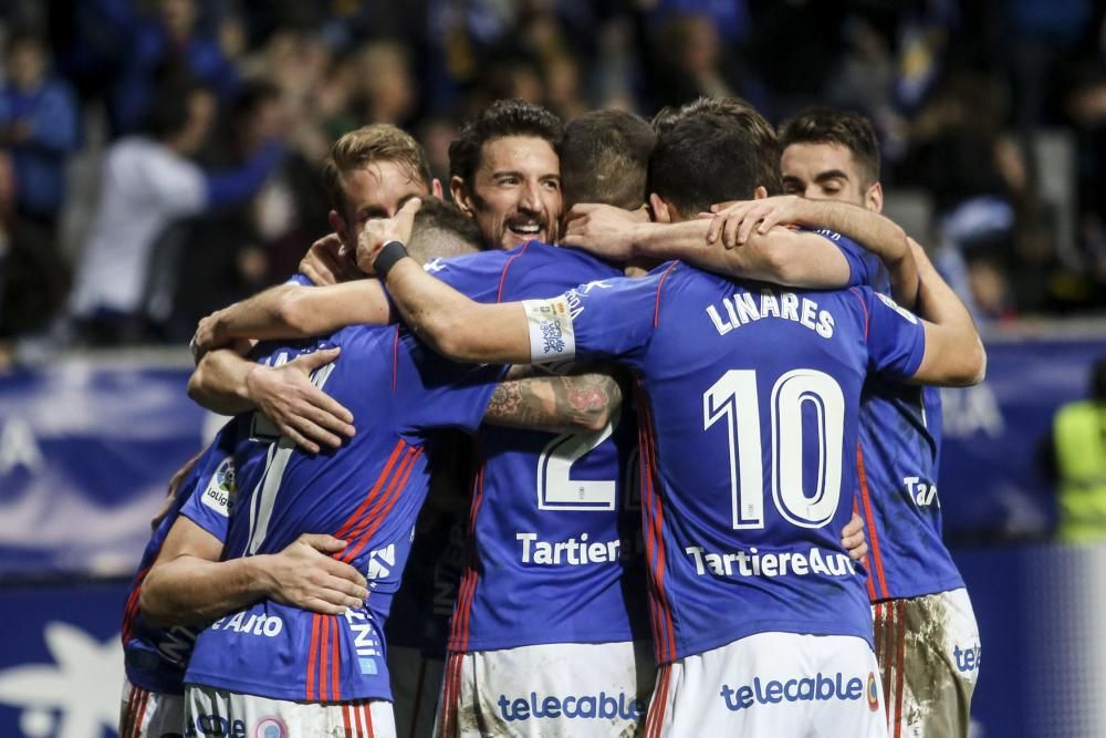 Partido en el Carlos Tartiere entre el Oviedo y el Almería