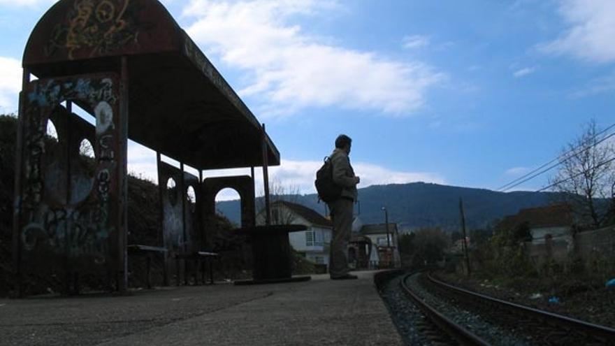 Estado actual del apeadero del ferrocarril de A Picota, en el casco urbano de Redondela.