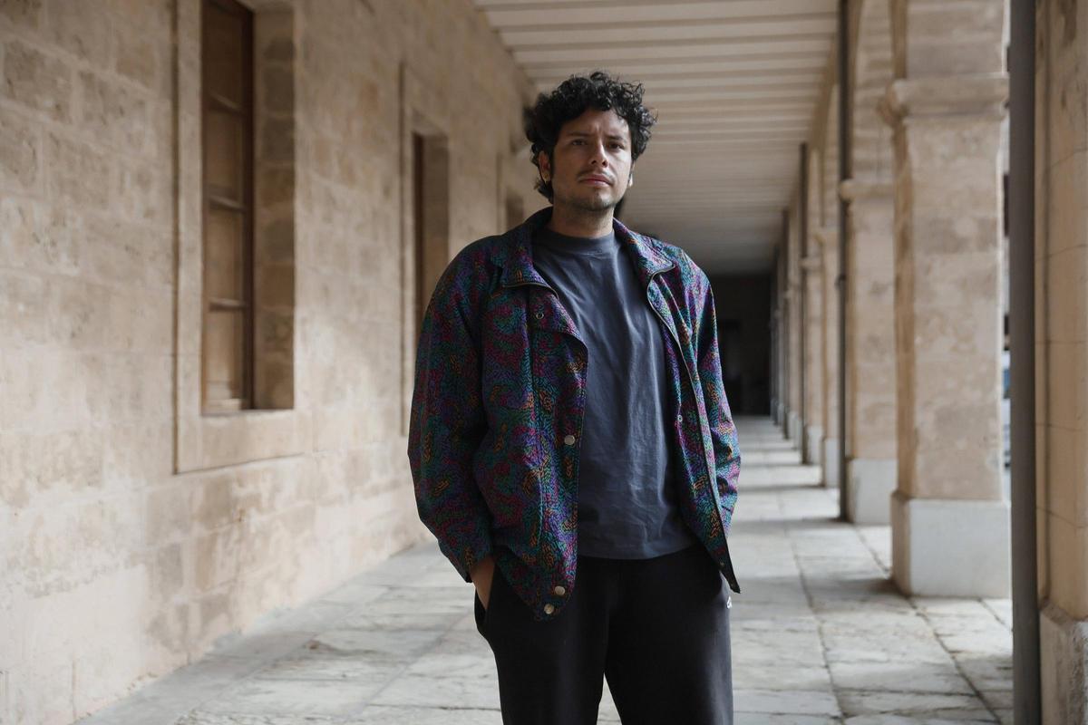 El director ha trabajado varios años en su primer documental.