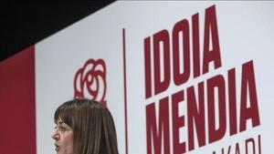 Idoia Mendia, secretaria general de los socialistas vascos, acusa al PNV de seguir una estrategia de ruptura entre vascos, como en Catalunya.