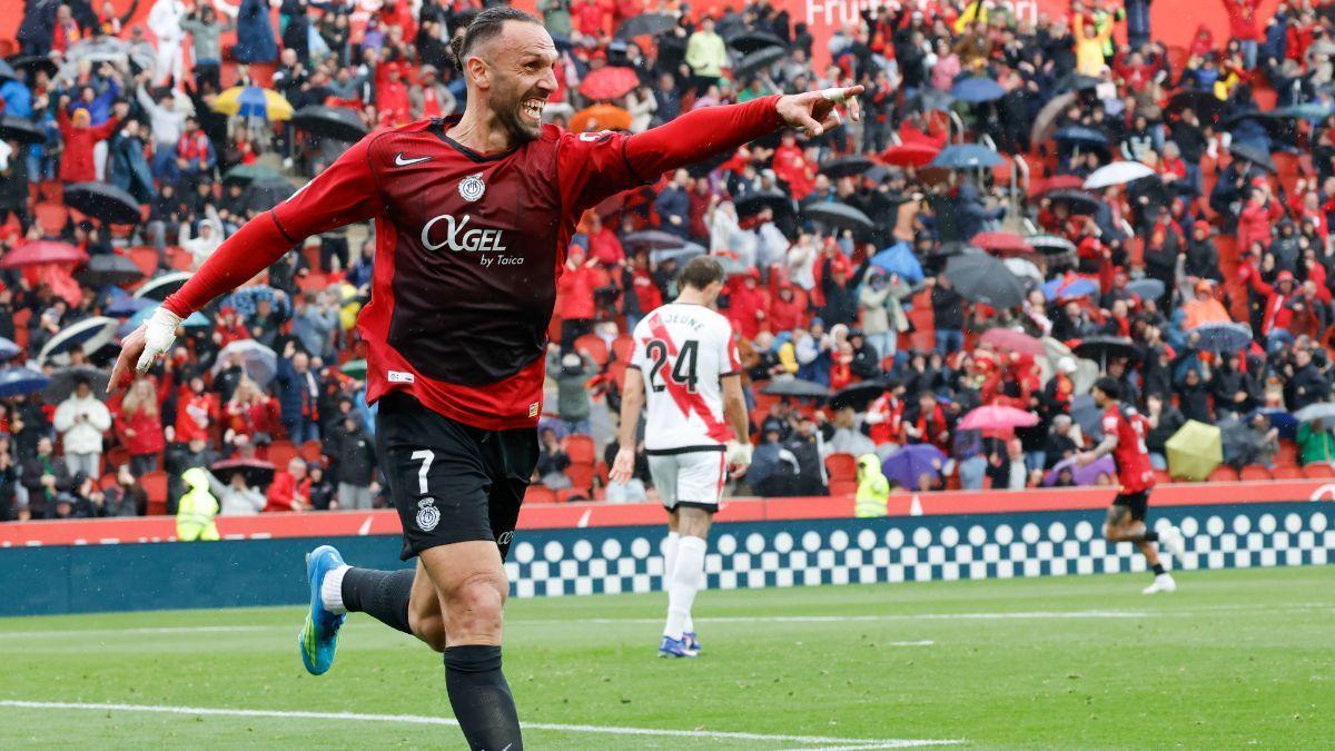 Muriqi sumó dos tantos ante el Rayo Vallecano y ya acumula 21 anotaciones esta temporada