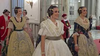 Así se vive la Proclamación de las Falleras Mayores de València desde la trastienda
