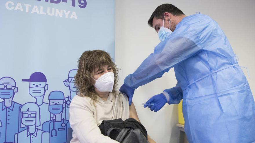 Vacunació al CAP Bages amb la vacuna Astrazeneca per la covid19