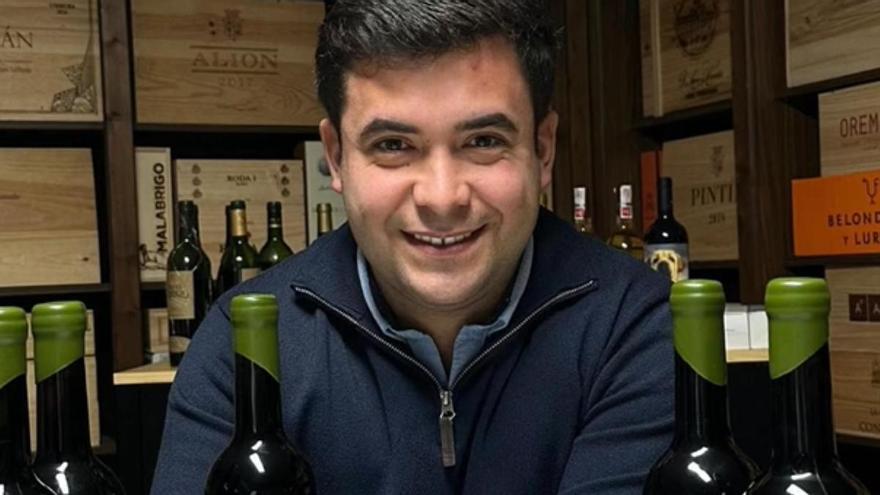 Vídeo | El vino tinto 'Raíces de Extremadura', medalla de Oro en los premios CINVE celebrados en Cáceres