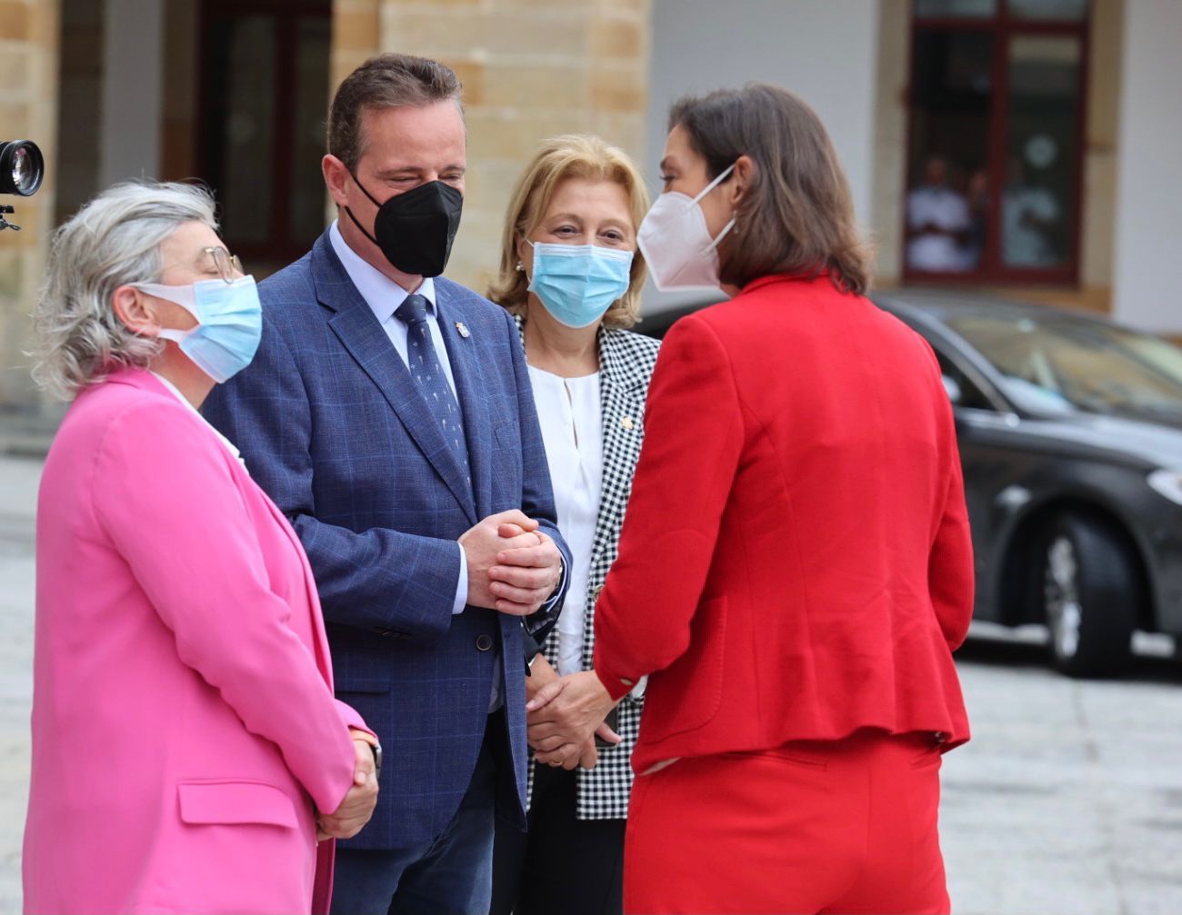 Pedro Sánchez visita la Laboral y pone en escena la nueva FP en Gijón con las ministras de Educación e Industria