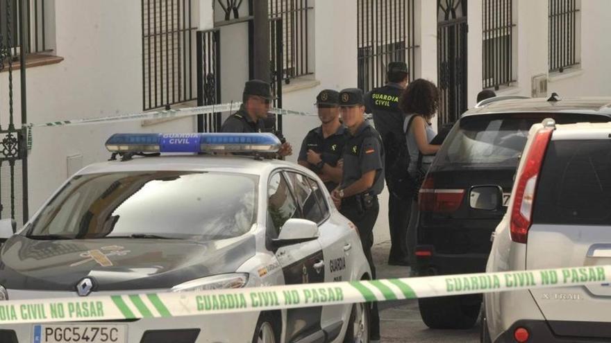 Un detenido en Cádiz acusado de matar a un bebé y dar una paliza a su madre embarazada