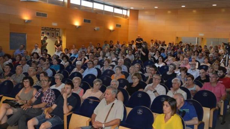 Assistents a la xerrada sobre el porta a porta a Berga el juliol