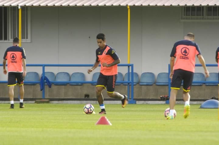 ENTRENAMIENTO DE LA UD LAS PALMAS