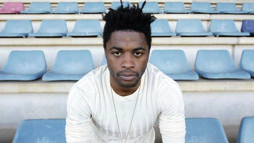 Alex Song: &quot;En el Barça no iba a jugar mucho, pero sabía que sería millonario&quot;