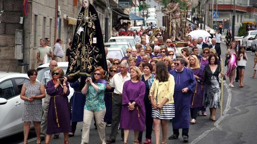 Imagen de archivo de la procesión del Ecce-Homo de Cerdedo. // Bernabé/Luismy